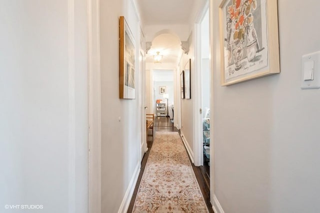 31 Pondfield Rd W Unit 68, Bronxville, NY 10708 - hall featuring baseboards and dark wood-style floors