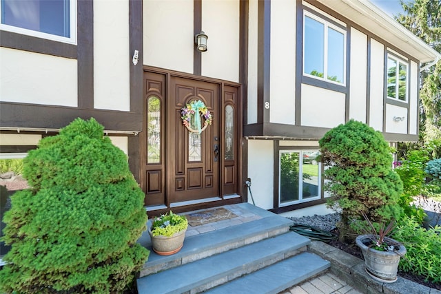8 Skinner Ct, Tomkins Cove, NY 10986 - property entrance with stucco siding