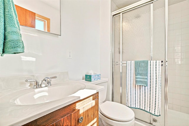 8 Skinner Ct, Tomkins Cove, NY 10986 - full bath featuring a stall shower, toilet, and vanity
