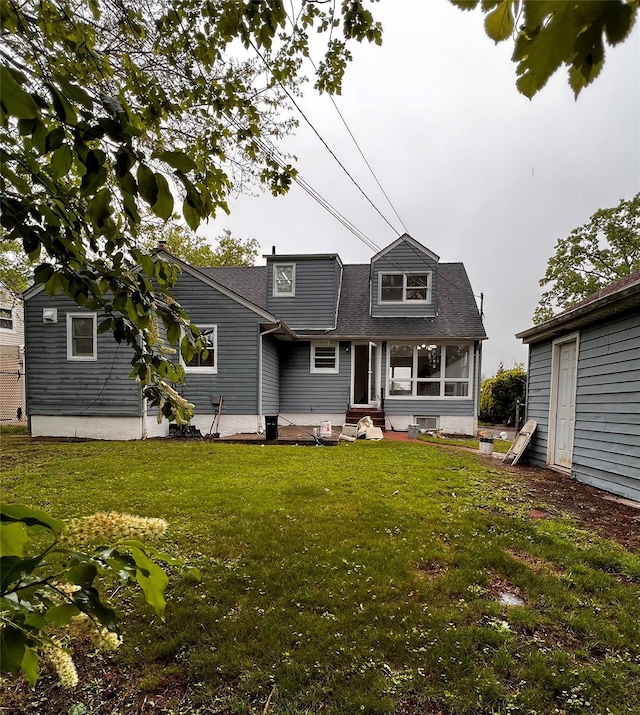 97 Hungry Harbor Rd, Valley Stream, NY 11581 - view of front of home featuring entry steps, a front yard, and roof with shingles