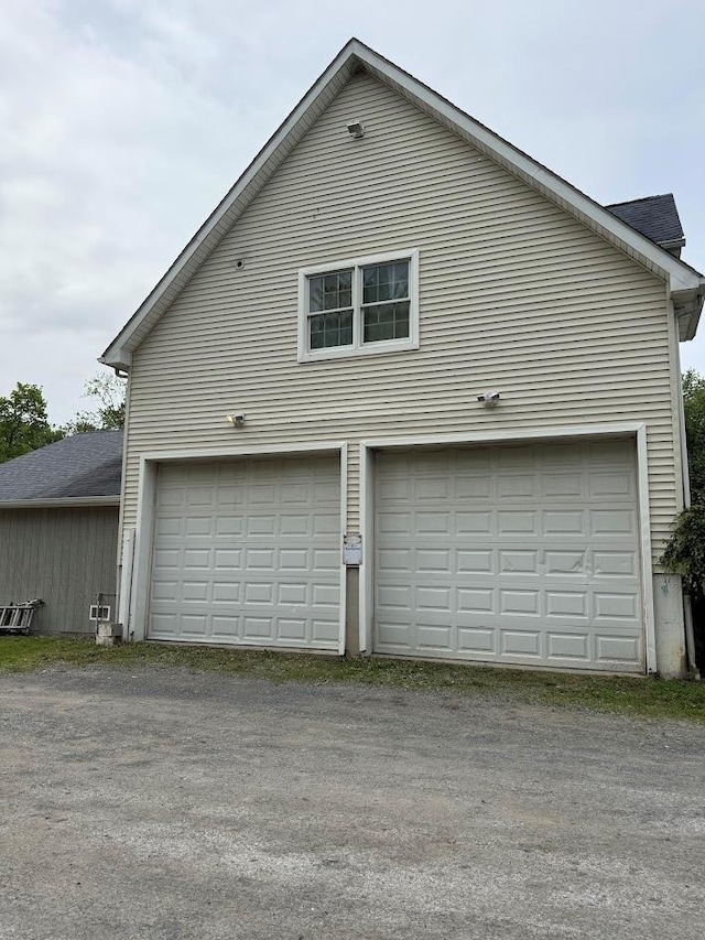 11 Queen Anne Ln, Wappingers Falls, NY 12590 - view of detached garage