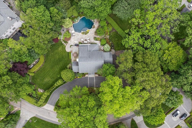 35 Seville Ave, Rye, NY 10580 - aerial view of property's location with a pool area