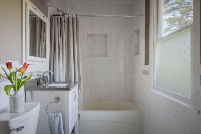 135 Turk Hill Rd, Carmel, NY 10509 - bathroom featuring shower / tub combo, toilet, and vanity