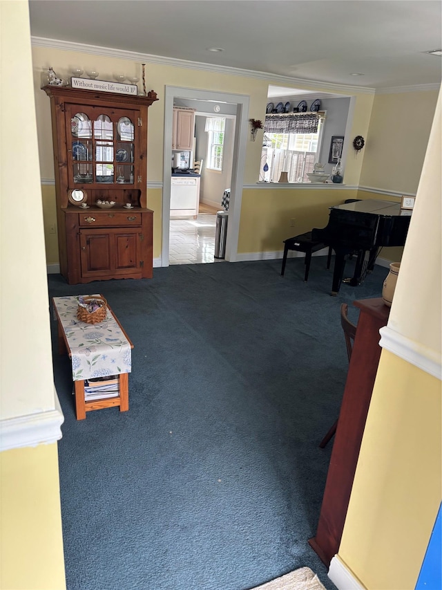 190 Canterbury Dr, Ridge, NY 11961 - photo 3