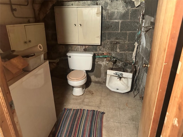 6 Pavillion Rd, Suffern, NY 10901 - bathroom with toilet