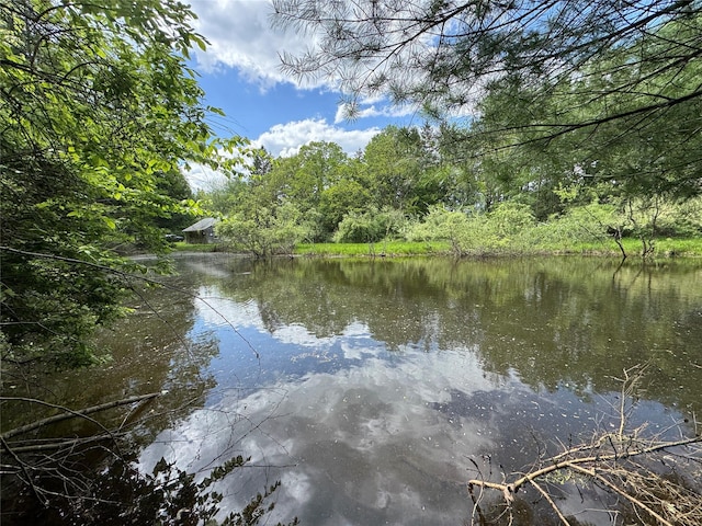 632 New Turnpike Rd, Cochecton, NY 12726