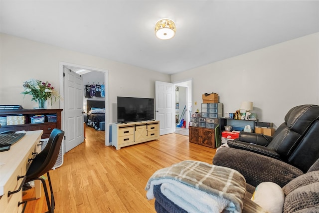 150 Cedar Ave, Poughkeepsie, NY 12603 - living room featuring light wood-type flooring