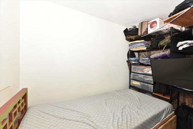 84-50 169th St Unit Pr01, Jamaica Hills, NY 11432 - view of bedroom
