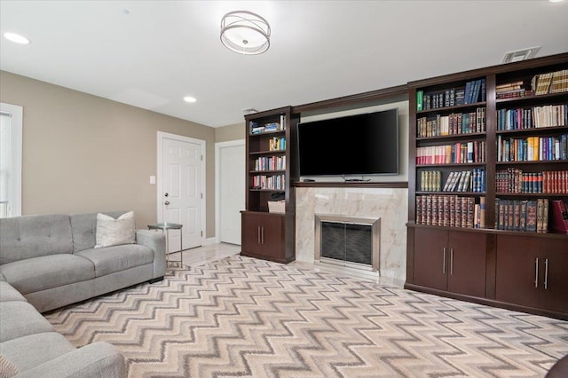 525 Green Pl, Woodmere, NY 11598 - living area featuring a premium fireplace, recessed lighting, and baseboards