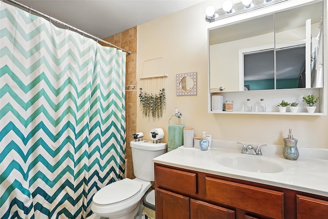 4 Kyle Ct, Carmel, NY 10512 - full bath featuring vanity, toilet, and curtained shower