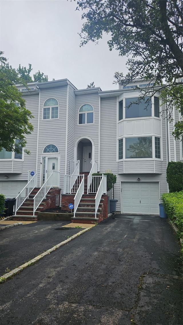 242-12A Oak Park Dr Unit 99A, Douglaston, NY 11362 - photo 5