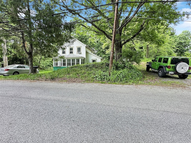 9 Church St, Hyde Park, NY 12538 - view of front of home