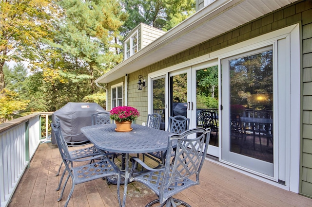 4 Southview Rd, Chappaqua, NY 10514 - deck with outdoor dining space and grilling area
