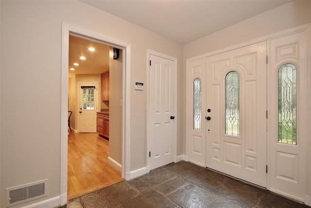 4 Southview Rd, Chappaqua, NY 10514 - entryway featuring baseboards