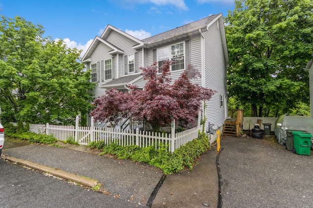 20 S St S, Highland Falls, NY 10928 - view of front of house with a fenced front yard