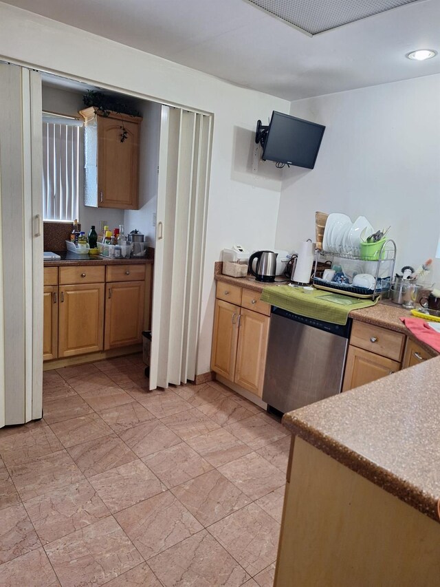237-20 93rd Ave, Bellerose, NY 11426 - photo 17