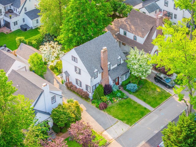 5 Cary Rd, Great Neck, NY 11021 - aerial perspective of suburban area