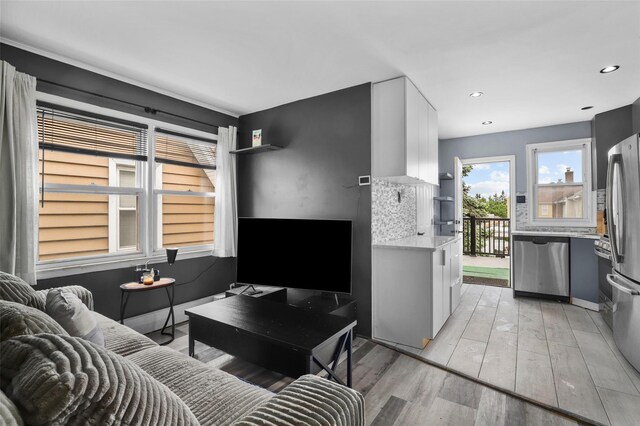 3215 Randall Ave, Bronx, NY 10465 - photo 4