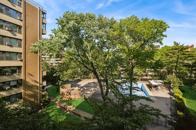 10-11 162nd St Unit 4A, Beechhurst, NY 11357 - view of pool