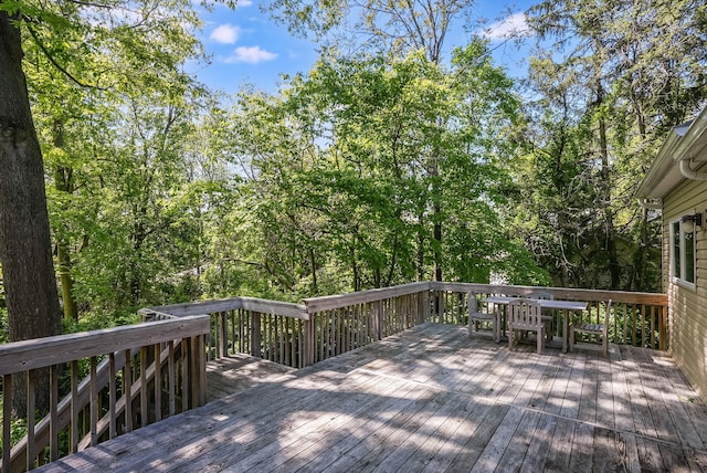7 Adele Ct, Montrose, NY 10567 - deck with outdoor dining space