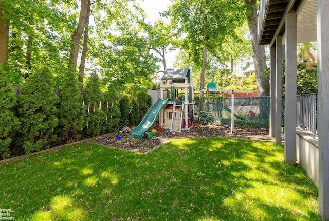 2740 Netherland Ave, Bronx, NY 10463 - view of play area