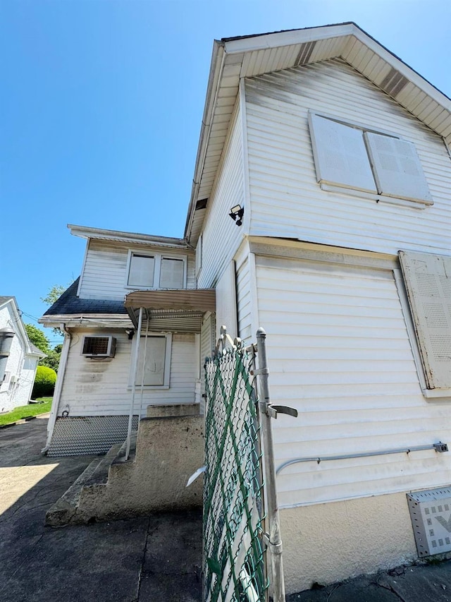 186-39 Ilion Ave, Saint Albans, NY 11412 - view of home's exterior