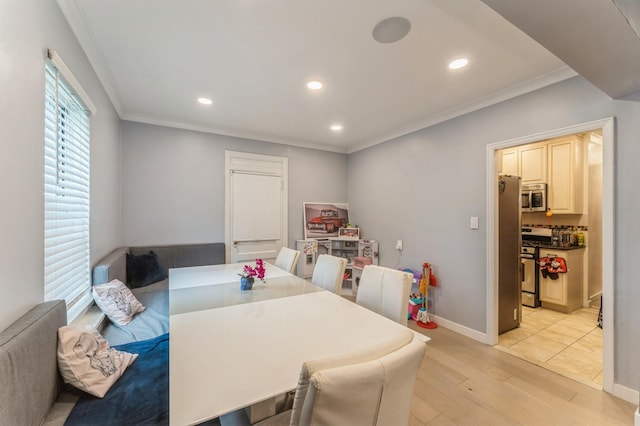 1355 Broadway Unit B20, Hewlett, NY 11557 - dining area featuring light wood-style floors, ornamental molding, recessed lighting, and baseboards