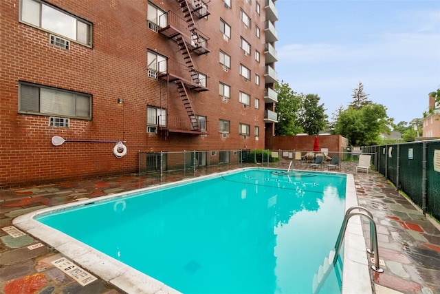 395 Westchester Ave Unit 3A, Port Chester, NY 10573 - view of community pool
