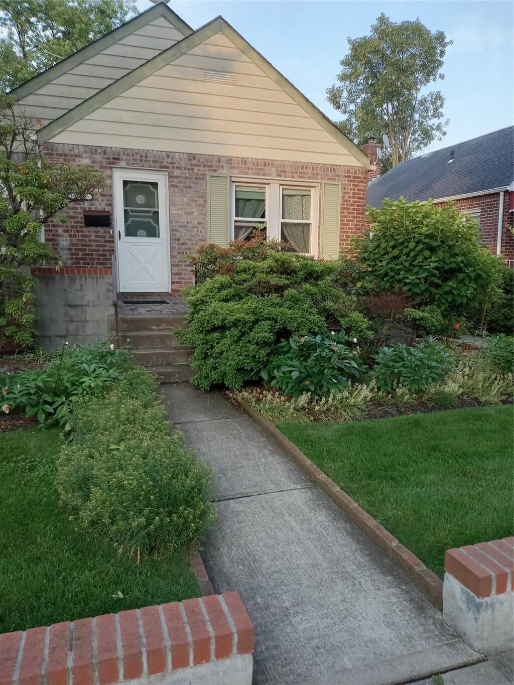 83-17 247th St, Bellerose, NY 11426 - photo 1
