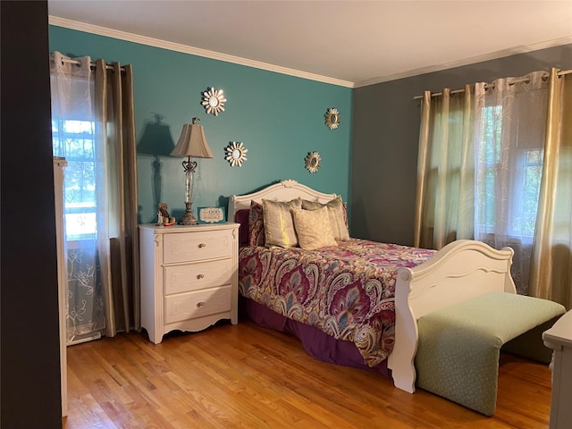 1 Parkview Dr, Middletown, NY 10940 - bedroom featuring wood finished floors and crown molding