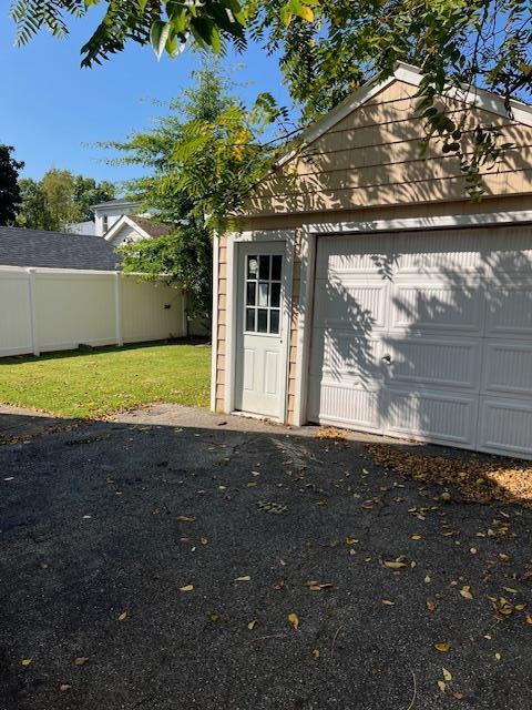 207 Wellington Rd S, Garden City South, NY 11530 - photo 9