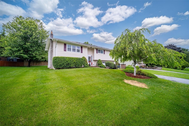 7 Ross Ln, Middletown, NY 10941 - raised ranch with a chimney