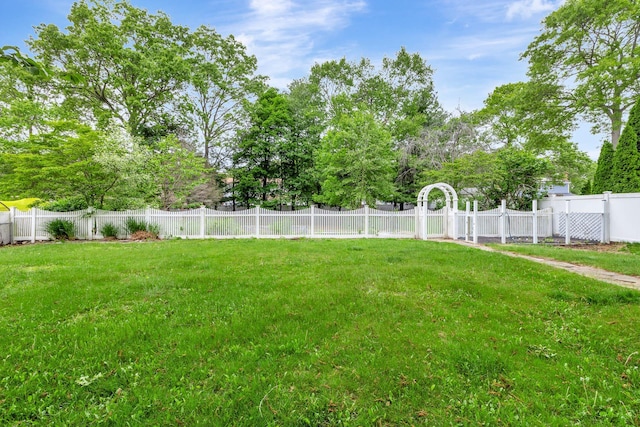 449 Terry Blvd, Holbrook, NY 11741 - view of yard