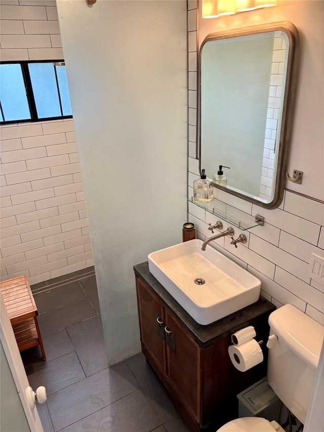 2 Lincoln Ter, Newburgh, NY 12550 - bathroom with toilet and vanity