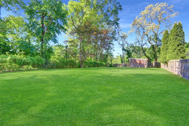 5 The Promenade, Glen Head, NY 11545 - view of yard