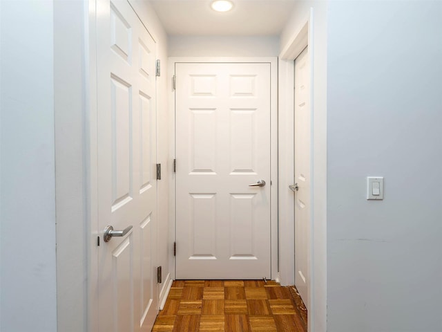 100 Harbor View Dr Unit 515, Port Washington, NY 11050 - view of corridor