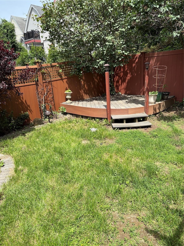 4279 Oneida Ave, Bronx, NY 10470 - view of yard featuring a deck