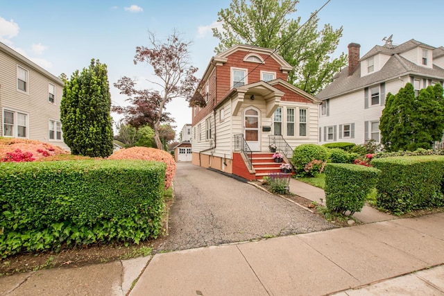 37 Lee Ave, Yonkers, NY 10705 - view of front of home
