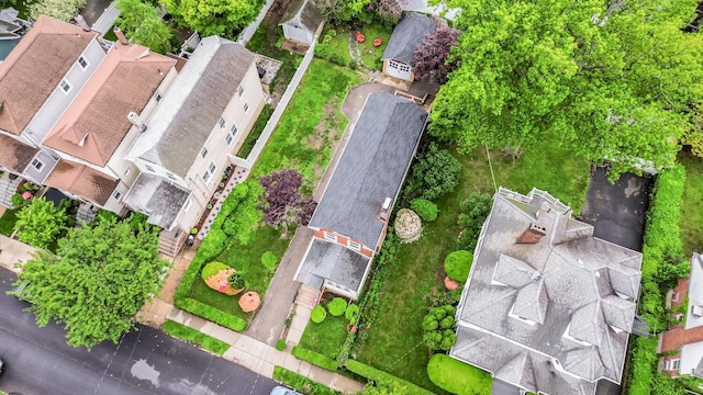 37 Lee Ave, Yonkers, NY 10705 - aerial perspective of suburban area