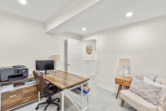 carpeted home office with recessed lighting and baseboards