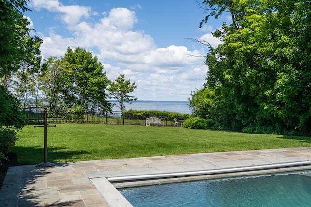 7 Cedar Ln, Glen Cove, NY 11542 - outdoor pool with a patio