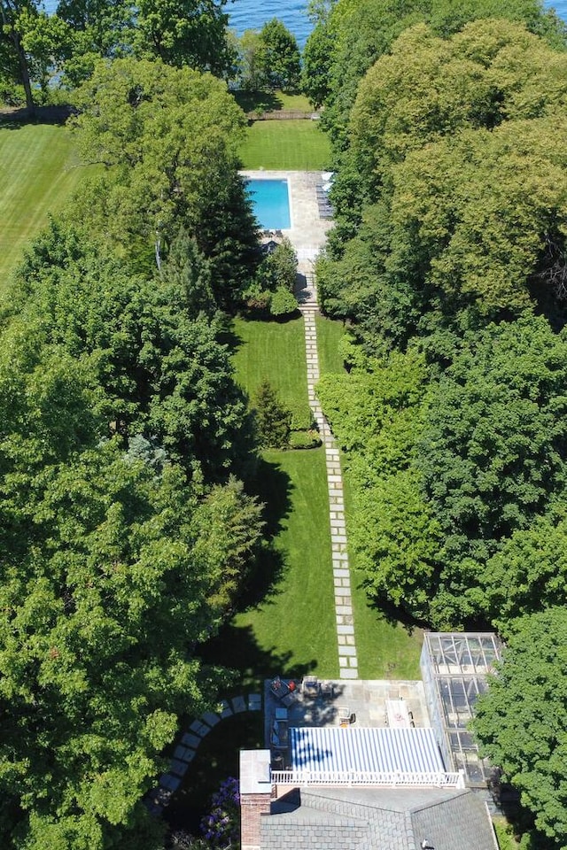 7 Cedar Ln, Glen Cove, NY 11542 - bird's eye view of a pool