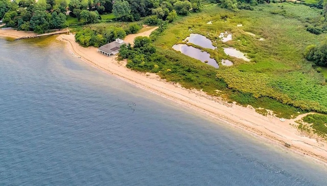 7 Cedar Ln, Glen Cove, NY 11542 - aerial view of property's location with extended coastline