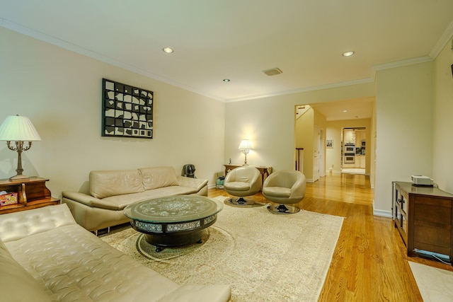 428 Toftree Ct, Roslyn, NY 11576 - photo 9