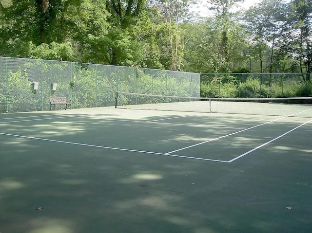 324 N Greeley Ave, Chappaqua, NY 10514 - view of tennis court featuring fence
