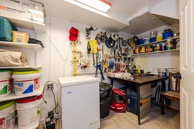 4200 Rocky Point Rd, East Marion, NY 11939 - interior space
