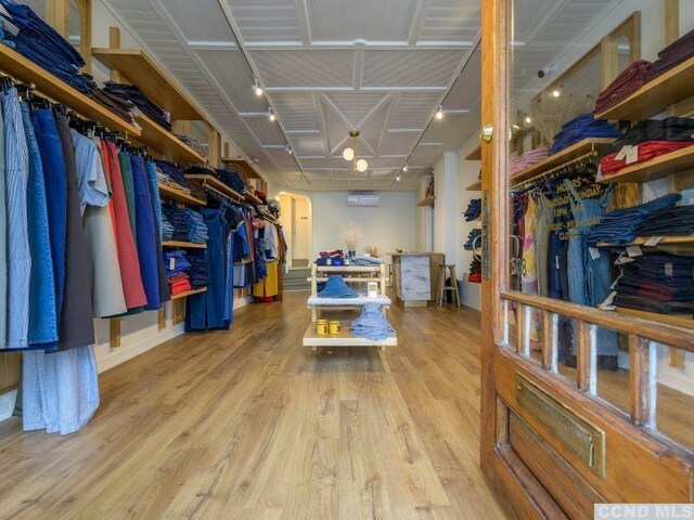 508 Warren St, Hudson, NY 12534 - photo 9