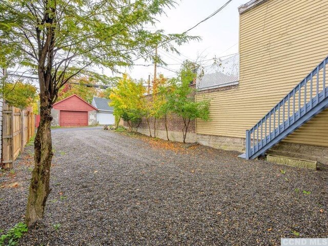 508 Warren St, Hudson, NY 12534 - photo 38