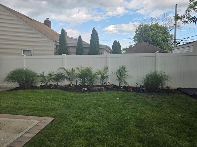 980 Alhambra Rd, North Baldwin, NY 11510 - view of yard