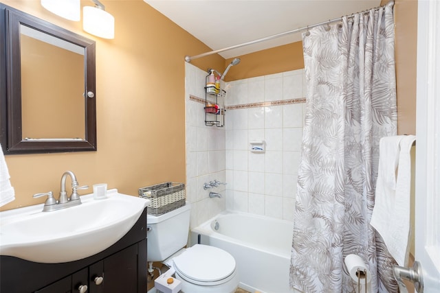 17 Daytona Beach Pl, Coram, NY 11727 - bathroom featuring shower / tub combo, vanity, and toilet